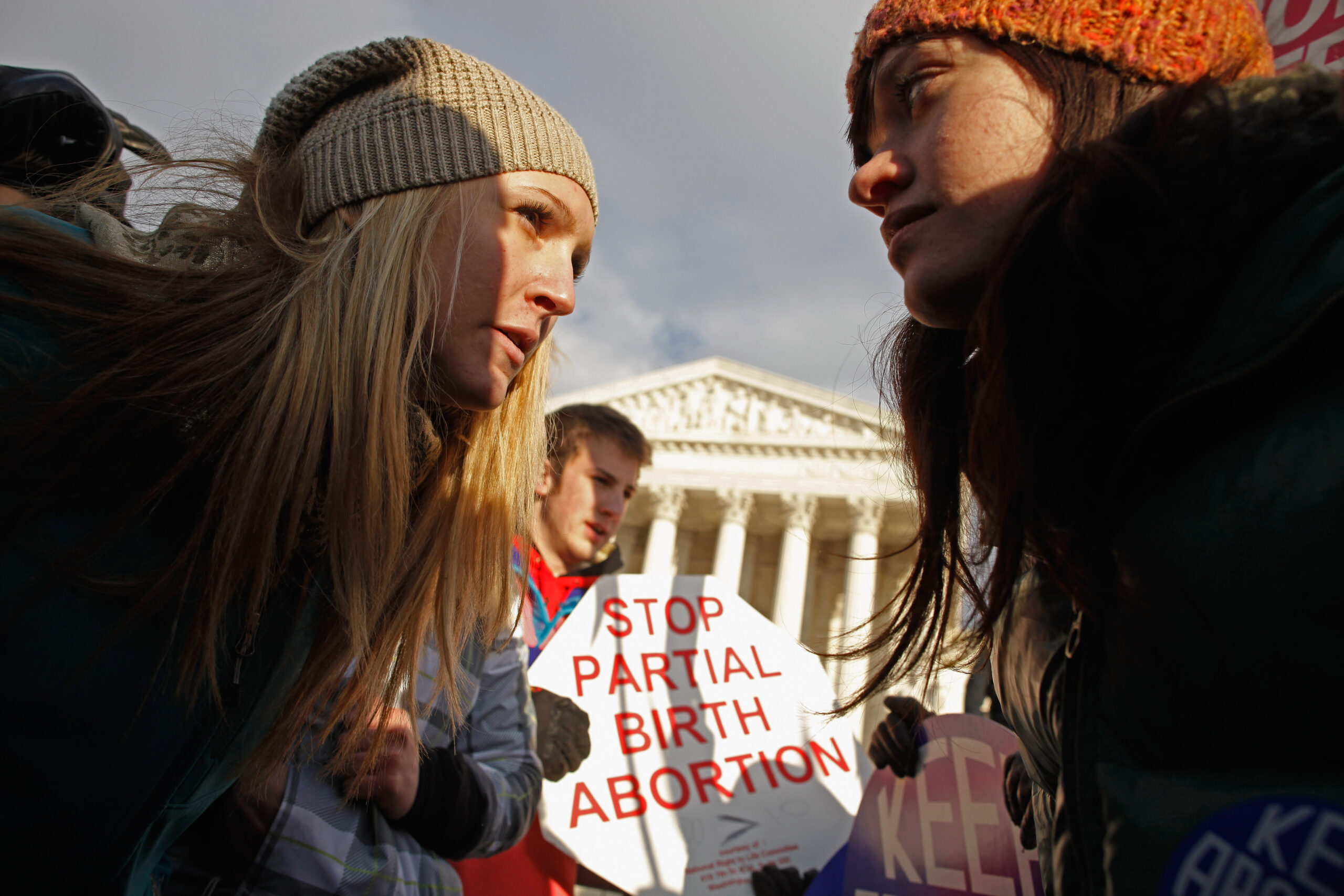 Anti-abortion and pro-choice demonstrators argue in front of the Supreme Court during the March for Life January 24, 2011 in Washington, DC (Chip Somodevilla/Getty Images)
