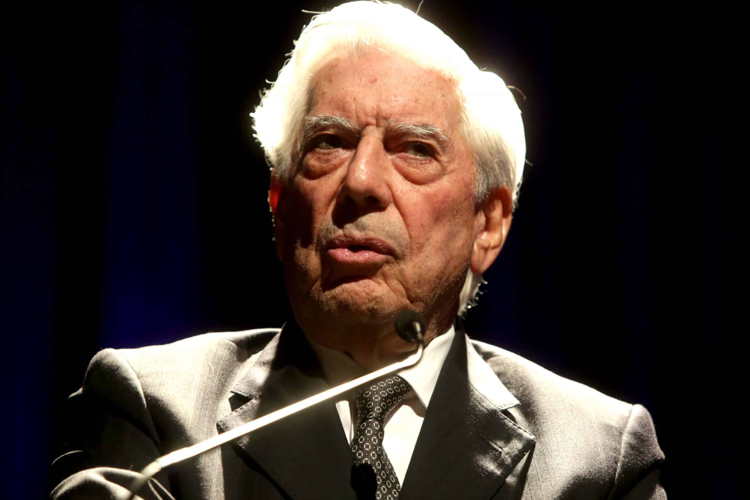 Mario Vargas Llosa in 2016 (Fronteiras do Pensamento/Greg Salibian/Wikimedia Commons/CC Attribution-Share Alike 2.0 Generic license: https://creativecommons.org/licenses/by-sa/2.0/deed.en)